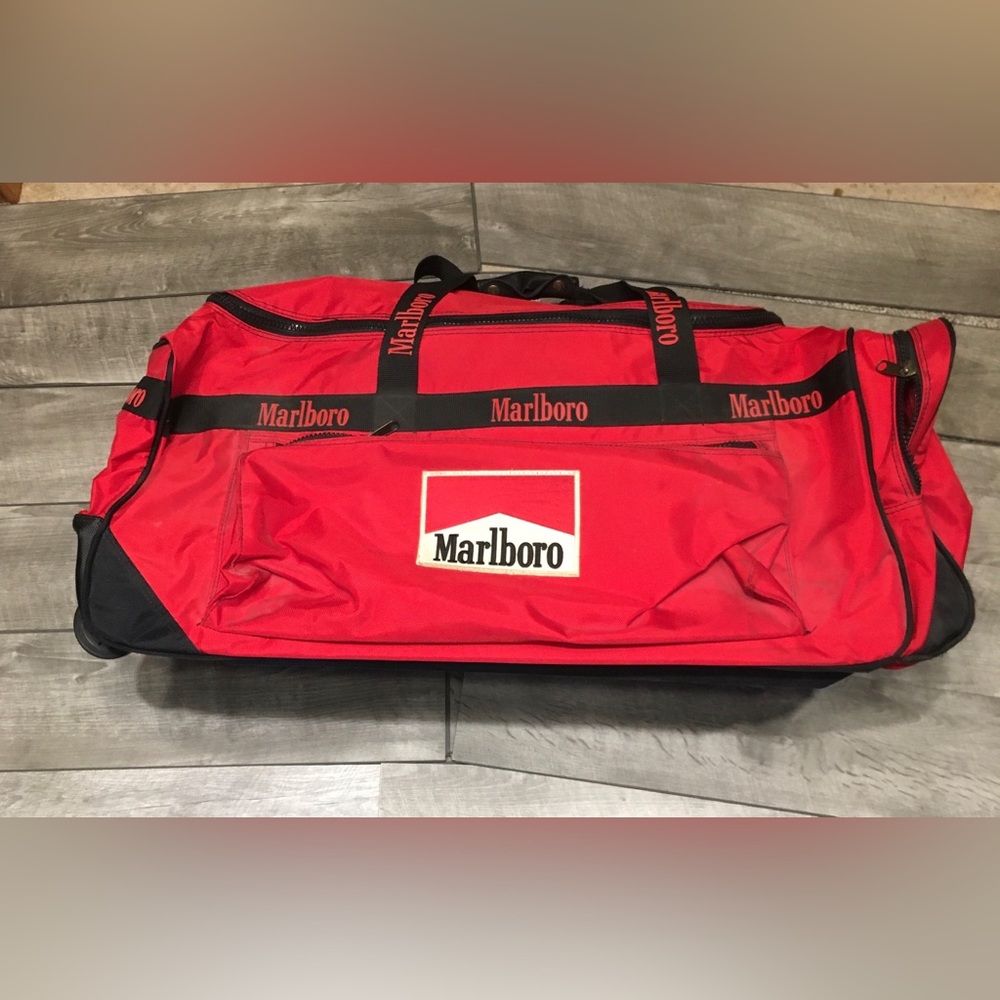 90’s Marlboro Adventure Team Travel Weekender Bag Vintage Rolling Luggage Duffle